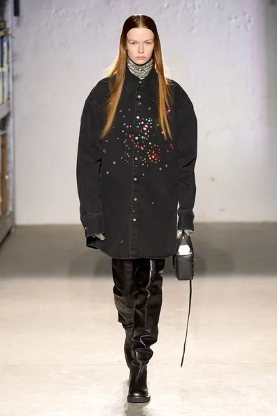 Look 26